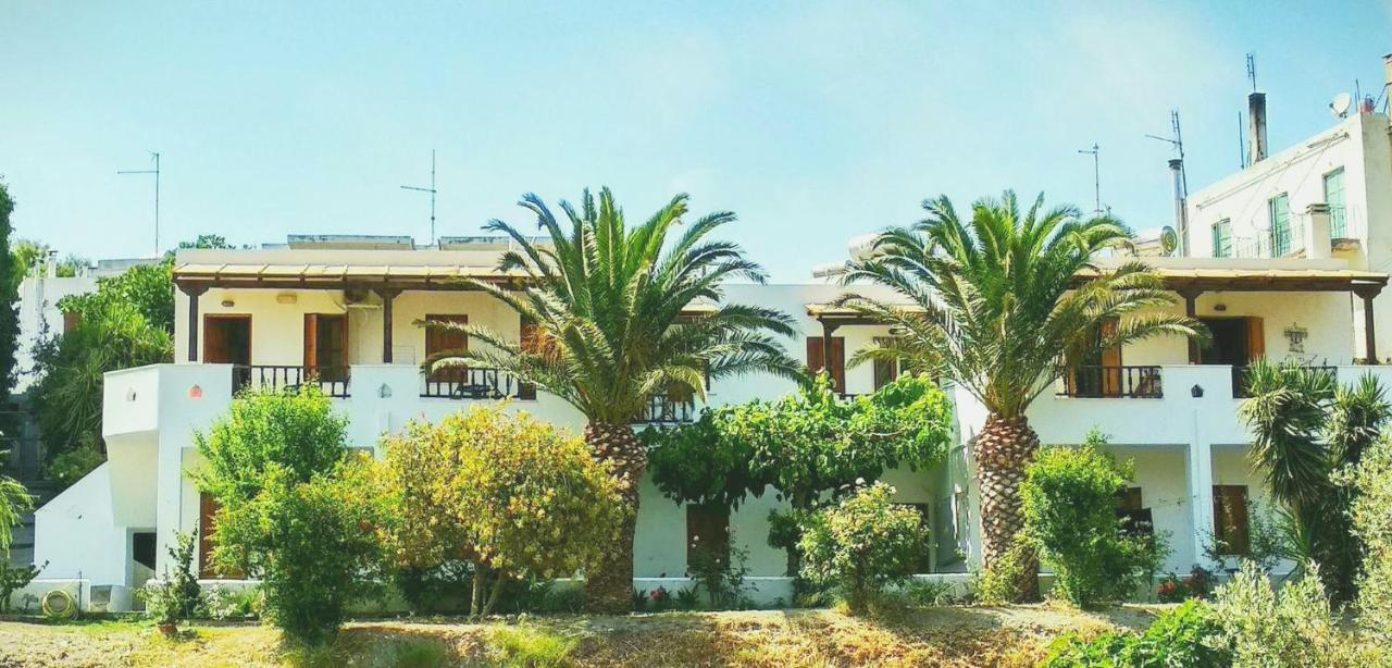 Διαμερίσματα Μαυρίκου Ελένη Σκύρος Εξωτερικό φωτογραφία